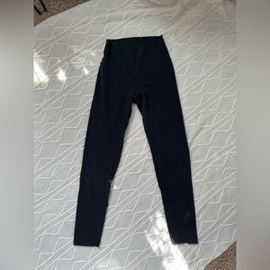 2 pair - Aerie chill play move size M leggings. Black. Excellent condition.